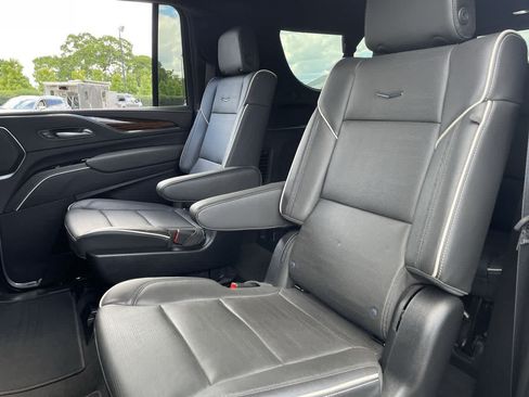 Used 2023 Cadillac Escalade ESV Premium Luxury w/ LPO, Floor Liner Package AWD/4WD image 20
