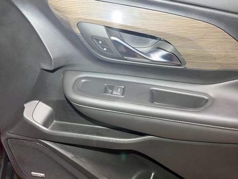 Used 2023 GMC Terrain Denali AWD/4WD image 34