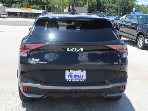 Used 2023 Kia Sportage X-Line w/ X-Line Premium Package AWD/4WD image 8