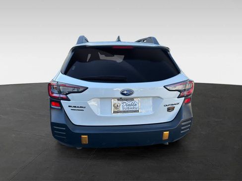 Used 2022 Subaru Outback Wilderness AWD/4WD image 5
