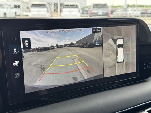 Used 2023 Hyundai Palisade Limited FWD image 19