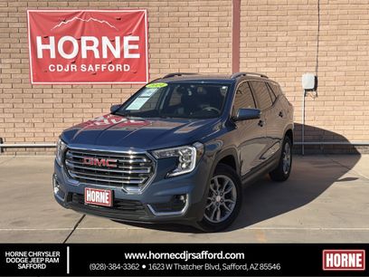 Used 2024 GMC Terrain SLT