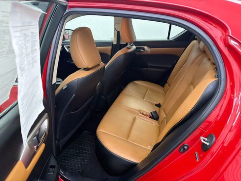 Used 2014 Lexus CT 200h FWD image 21