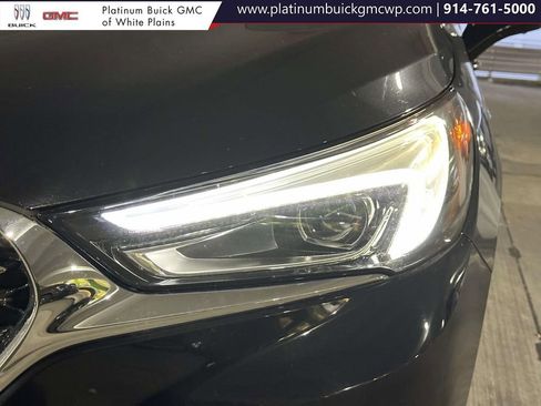 Used 2021 Buick Enclave Avenir w/ Avenir Technology Package image 7