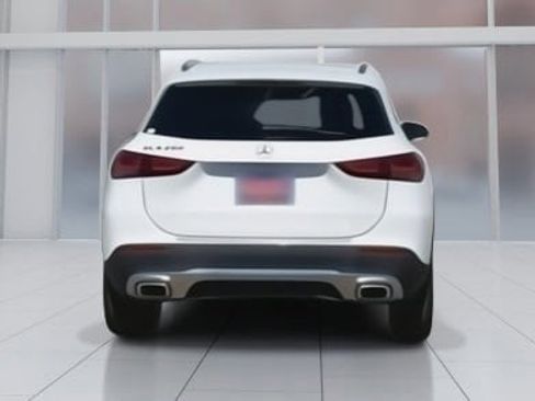 Used 2021 Mercedes-Benz GLA 250 GLA 250 w/ Premium Package image 5