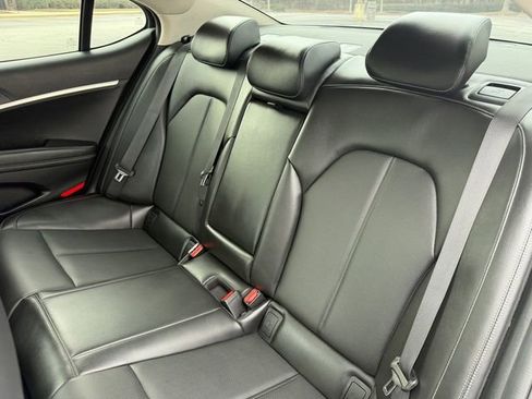 Used 2023 Genesis G70 2.0T RWD image 27
