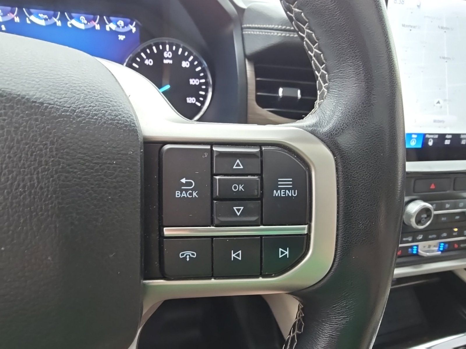 Used 2023 Ford Expedition Limited AWD/4WD image 24