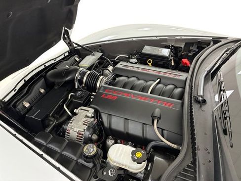 Used 2006 Chevrolet Corvette Convertible w/ Preferred Equipment Group RWD image 11