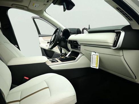 New 2026 MAZDA CX-90 Plug-In Hybrid w/ Premium Plus image 6