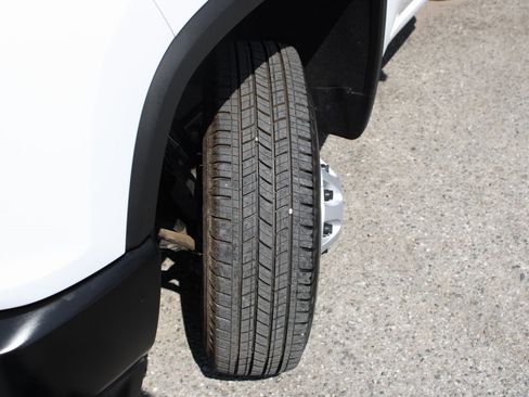 Used 2022 Chevrolet Silverado 3500 W/T image 39