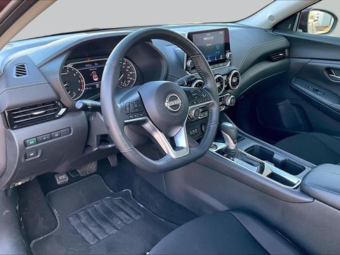 Used 2025 Nissan Sentra SV w/ All-Weather Package FWD image 12