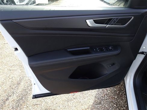 New 2025 Volkswagen Atlas Cross Sport SEL Premium R-Line image 10