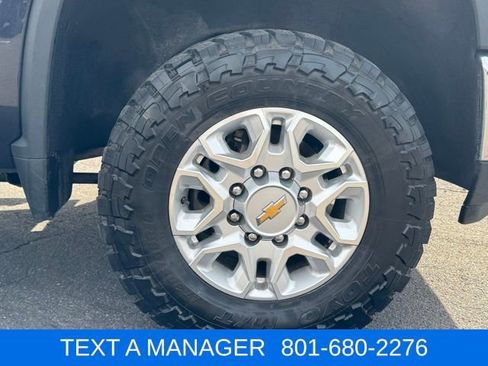 Used 2024 Chevrolet Silverado 2500 LTZ w/ LTZ Texas Edition AWD/4WD image 9
