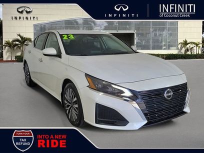 Used 2023 Nissan Altima 2.5 SV
