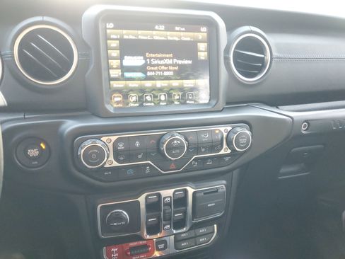 Used 2021 Jeep Wrangler Unlimited Rubicon 4xe w/ Cold Weather Group image 27