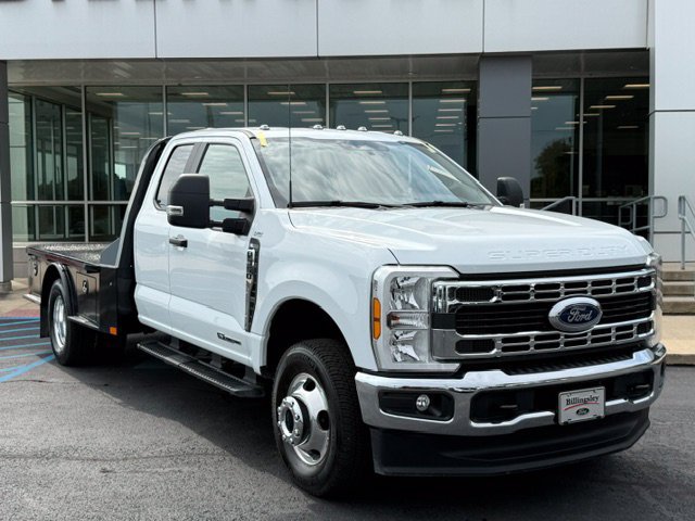 Used 2026 Ford F350 XL w/ XL Chrome Package AWD/4WD image 2