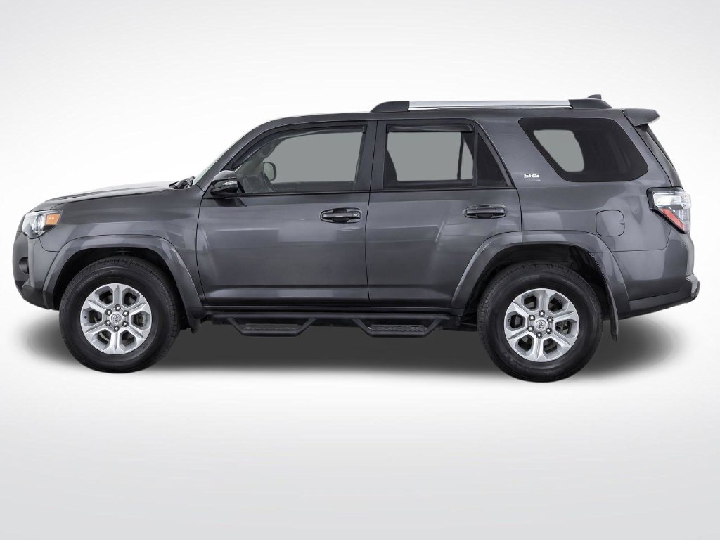 Used 2022 Toyota 4Runner SR5 Premium w/ Moonroof Package RWD image 7