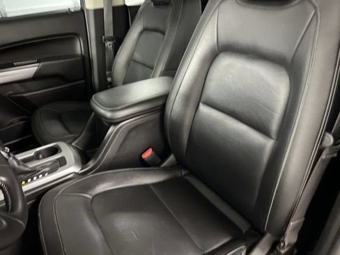 Certified 2022 Chevrolet Colorado LT w/ Luxury Package AWD/4WD image 19