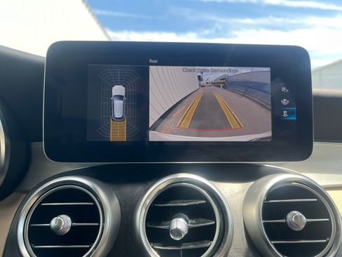 Certified 2022 Mercedes-Benz GLC 300 image 33
