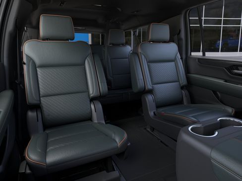 New 2026 GMC Yukon XL AT4 w/ AT4 Premium Plus Package AWD/4WD image 18