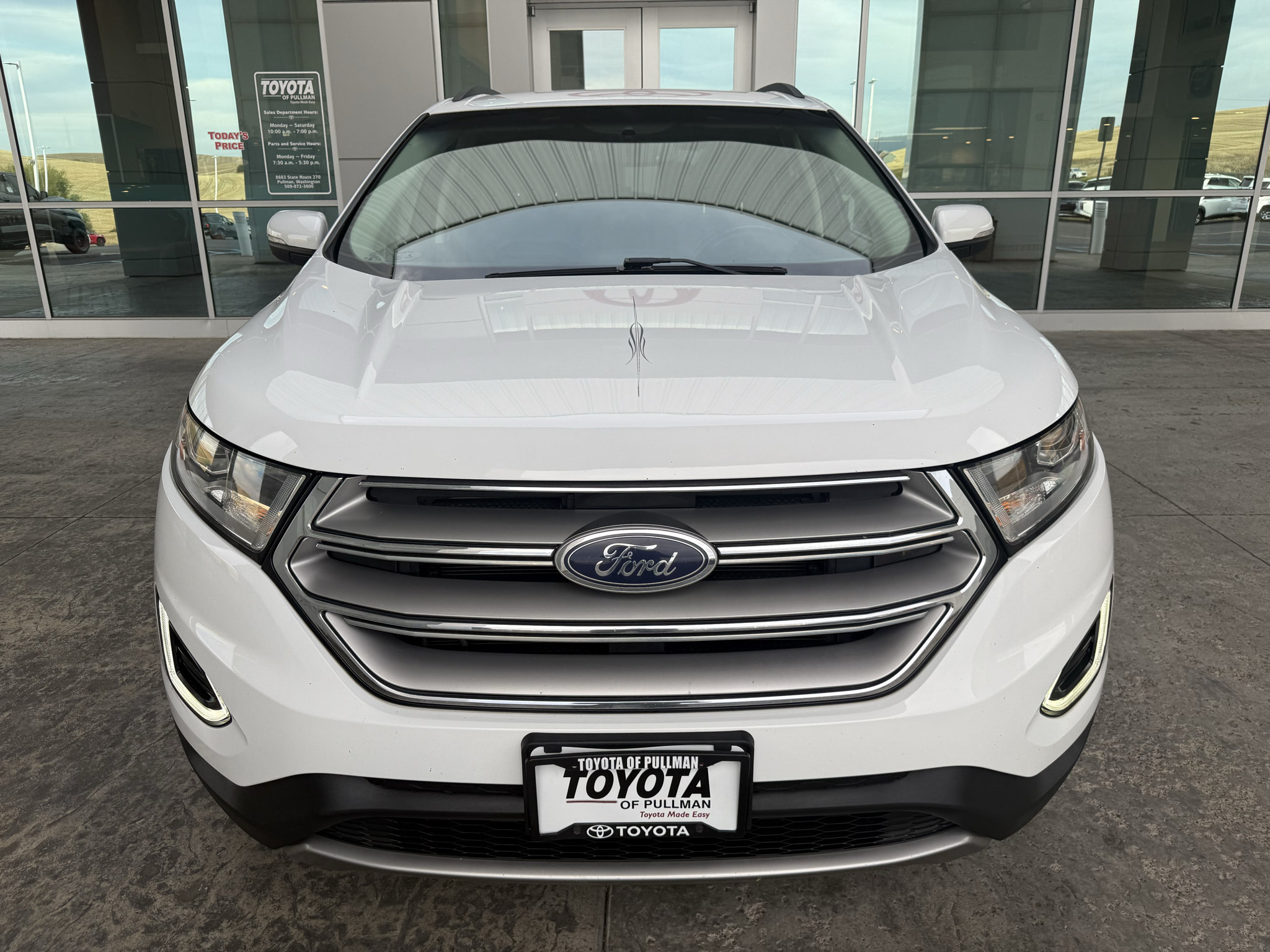 Used 2016 Ford Edge SEL w/ Equipment Group 201A AWD/4WD image 4