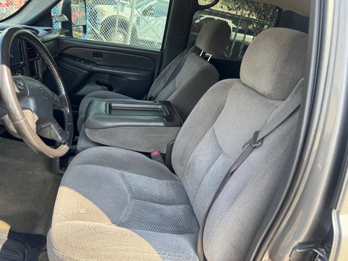 Used 2007 Chevrolet Silverado 3500 LT w/ Heavy-Duty Power Package image 14