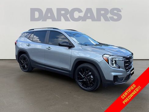 Used 2024 GMC Terrain SLE w/ Driver Convenience Package FWD image 1