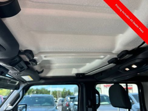 Used 2024 Jeep Wrangler Unlimited Sport AWD/4WD image 6