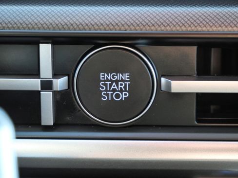 Certified 2026 Hyundai Santa Fe SE image 29