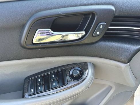 Used 2014 Chevrolet Malibu LT w/ Power Convenience Package FWD image 20