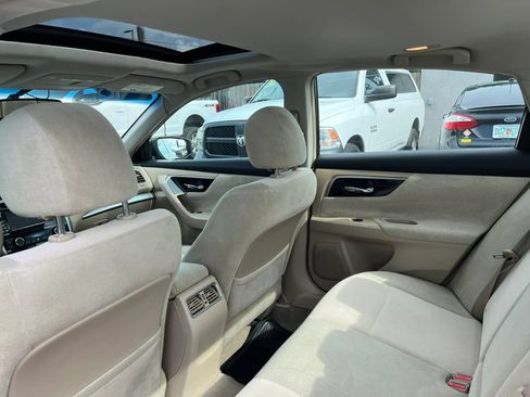 Used 2013 Nissan Altima 2.5 SV w/ 2.5SV Convenience Pkg FWD image 10