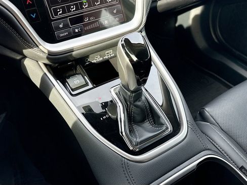 Used 2025 Subaru Legacy Limited image 17