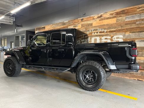 Used 2021 Jeep Gladiator Rubicon w/ Dual Top Group AWD/4WD image 9