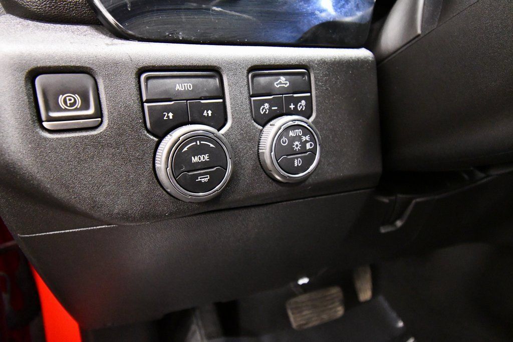 Used 2023 Chevrolet Silverado 1500 RST w/ Protection Package AWD/4WD image 18