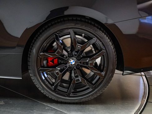 Used 2025 BMW 430i Convertible w/ M Sport Package image 11