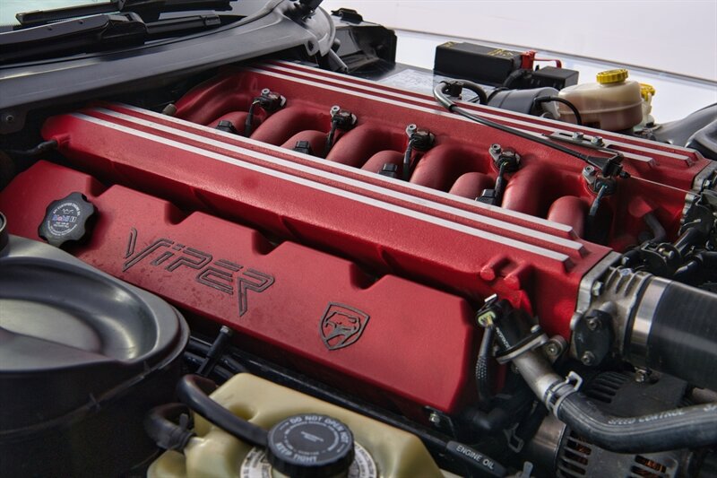 Used 2002 Dodge Viper GTS RWD image 50