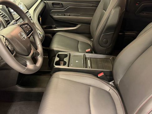New 2026 Honda Odyssey Sport-L image 18