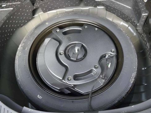 Used 2017 Buick Encore Preferred image 32