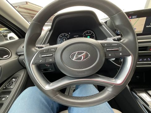 Used 2021 Hyundai Sonata Limited w/ Preferred Accessory Package FWD image 27
