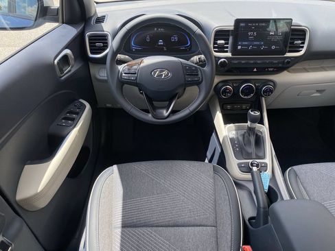 New 2026 Hyundai Venue SEL FWD image 13
