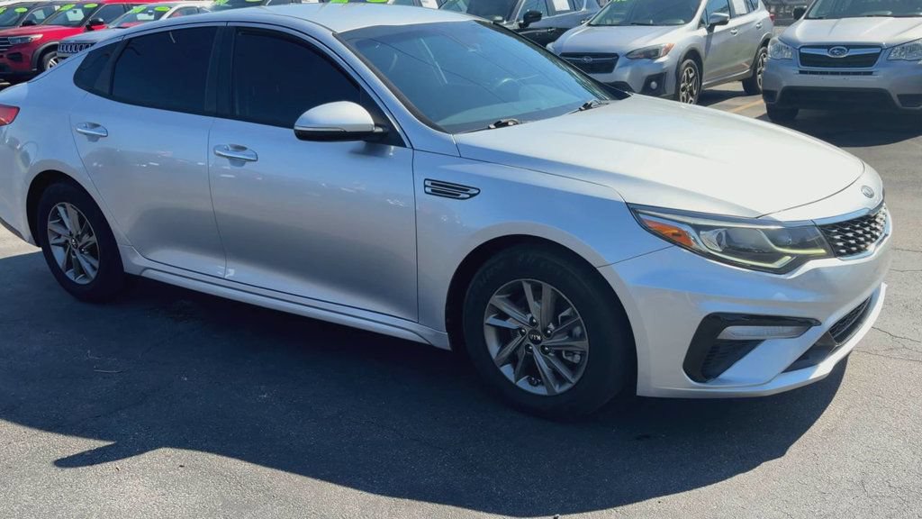 Used 2019 Kia Optima LX FWD image 2