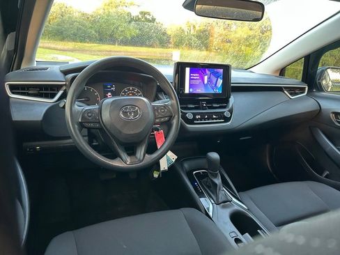 Used 2023 Toyota Corolla LE FWD image 13