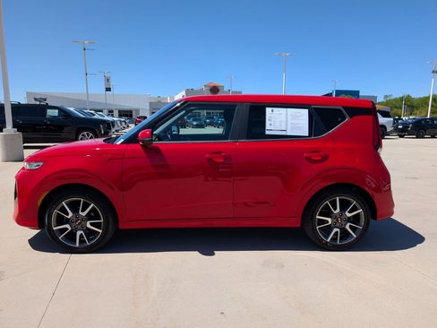 Used 2020 Kia Soul GT-Line w/ GT 2.0L Power Sunroof Package FWD image 2