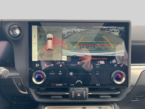 Certified 2025 Lexus GX 550 w/ Accessory Package (2T) image 29