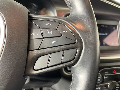 Used 2021 Dodge Charger SXT w/ Blacktop Package RWD image 9