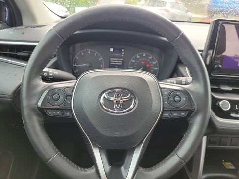 Used 2023 Toyota Corolla Cross LE FWD image 23