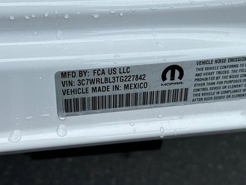 New 2026 RAM 4500 4x4 Regular Cab DRW image 19