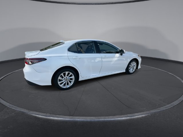 Used 2024 Toyota Camry LE FWD image 8
