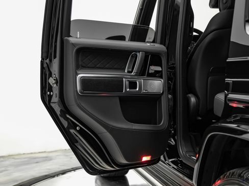 Used 2027 Mercedes-Benz G 63 AMG 4MATIC image 92