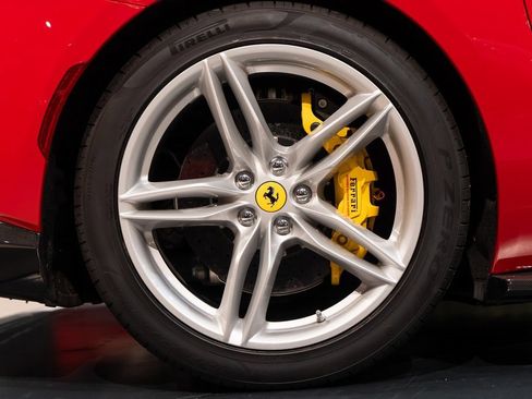 Certified 2021 Ferrari 812 GTS image 15